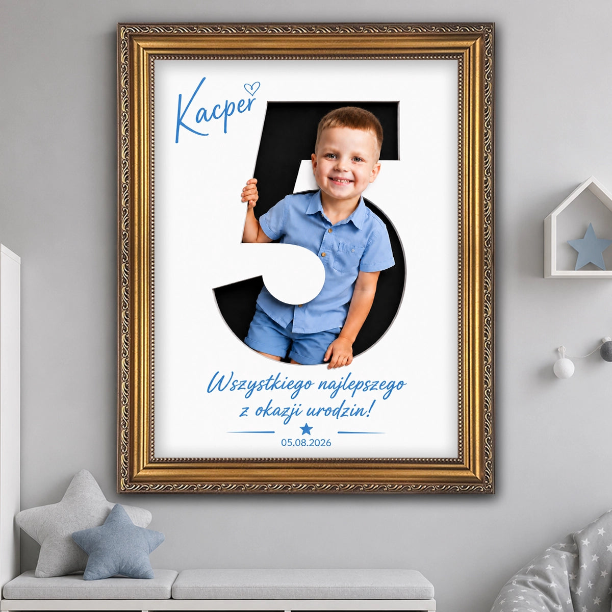 Image of Obraz na płótnie z cyfrą na urodziny – personalizowany obraz ze zdjęciem chłopca