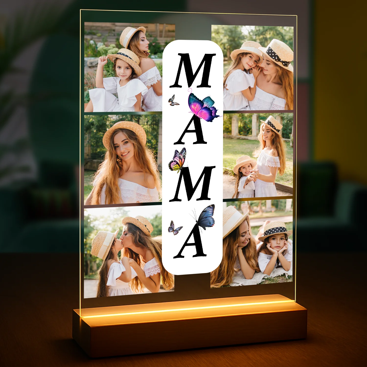 Image of Personalizowany druk na szkle akrylowym dla mamy, kolaż zdjęć z napisem MAMA i motylami jako element dekoracyjny liter