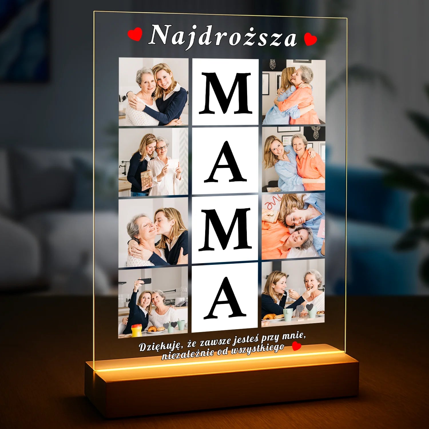 Image of Personalizowany druk na szkle akrylowym dla mamy, kolaż 8 zdjęć z literami MAMA na środku i własnym napisem