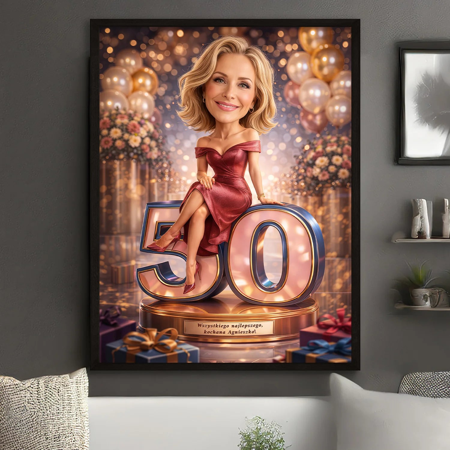 Image of Personalizowany portret kobiety na 50 urodziny na plakacie, elegancka sukienka, siedzi na liczbie 50, tło w złotych odcieniach